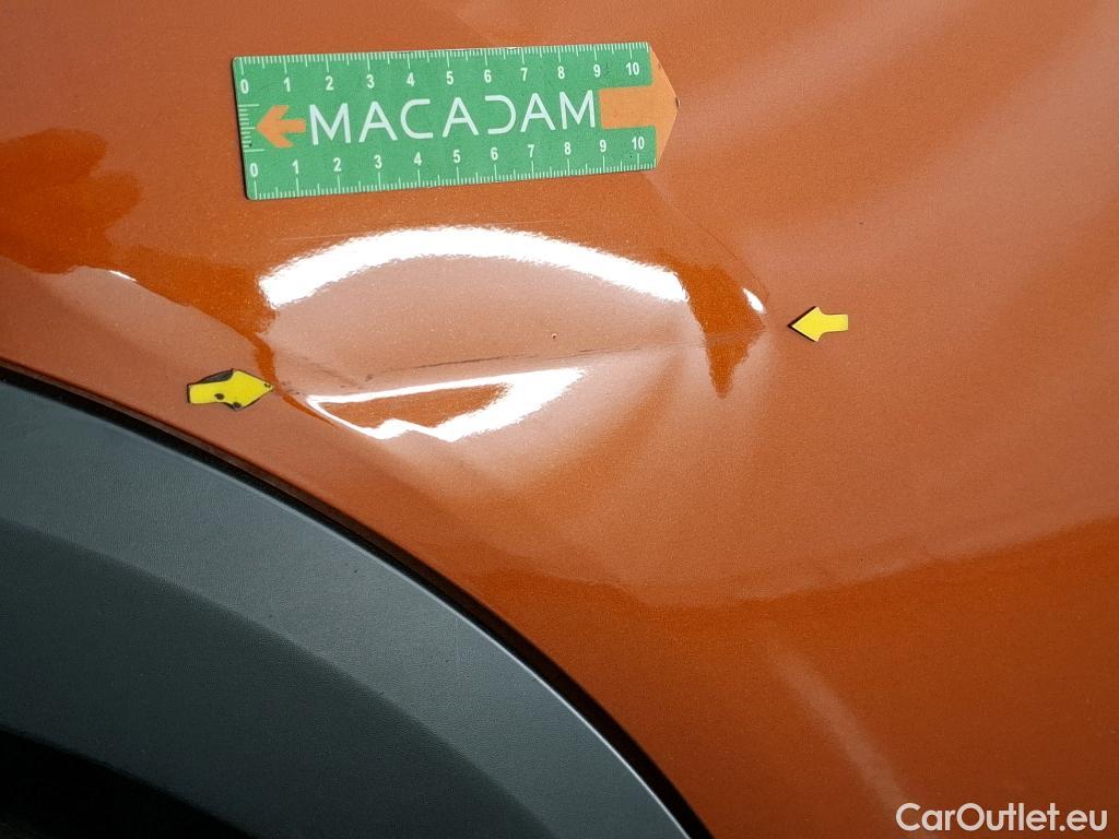  Citroen  C4  Berline Feel Pack 1.5 BlueHDI 110CV BVM6 E6d #2