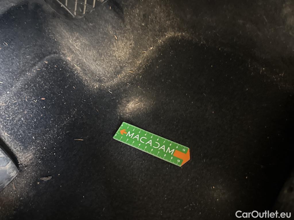  Audi  A3 AUDI  Sportback / 2020 / 5P / Berline 35 TDI 150 S tronic Business Line #28