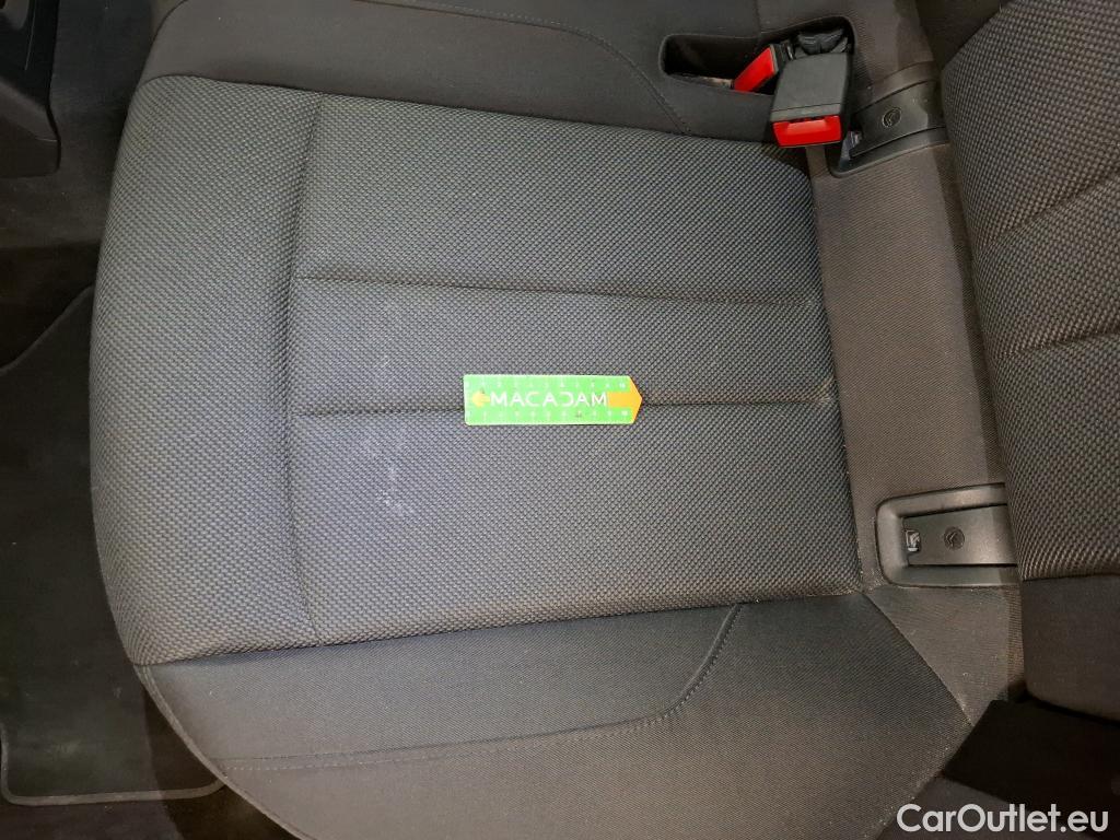  Audi  A4  Avant 30 TDI Business Line 2.0 TDI 135CV BVA7 E6d #12