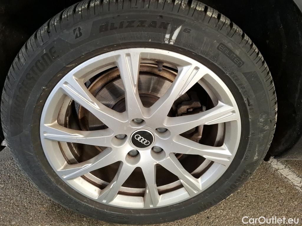 Audi  A4  Avant 30 TDI Business Line 2.0 TDI 135CV BVA7 E6d #17