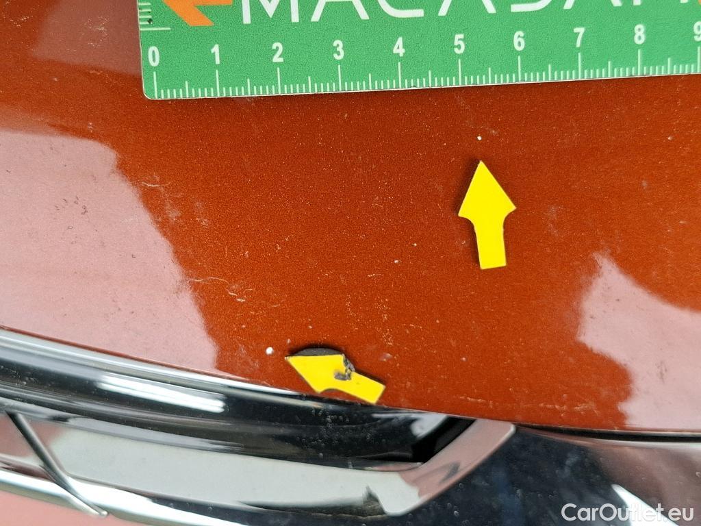  Citroen  C4  Berline Feel Pack 1.5 BlueHDI 110CV BVM6 E6d #24