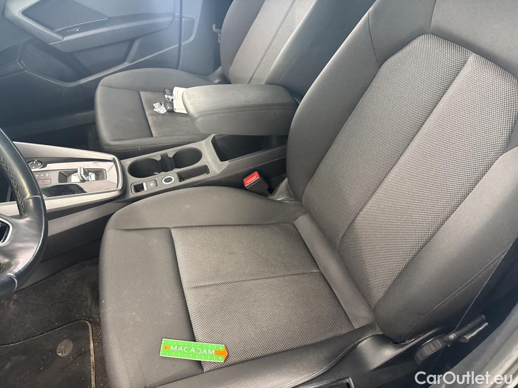  Audi  A3 AUDI  Sportback / 2020 / 5P / Berline 35 TDI 150 S tronic Business Line #30