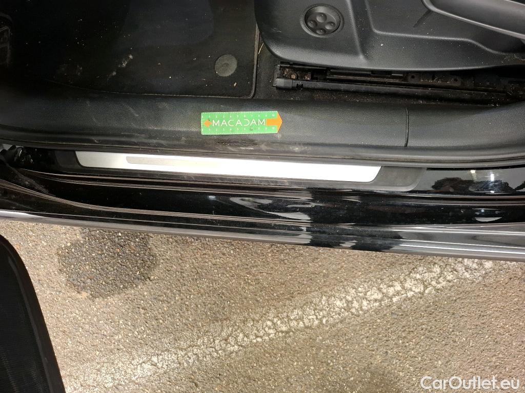  Audi  A4  Avant 30 TDI Business Line 2.0 TDI 135CV BVA7 E6d #1