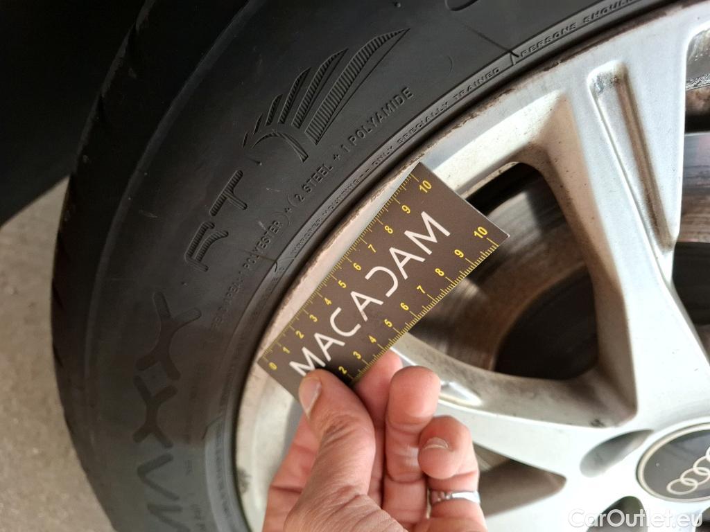  Audi  A4  Berline 30 TDI Business line 2.0 TDI 135CV BVA7 E6d #37