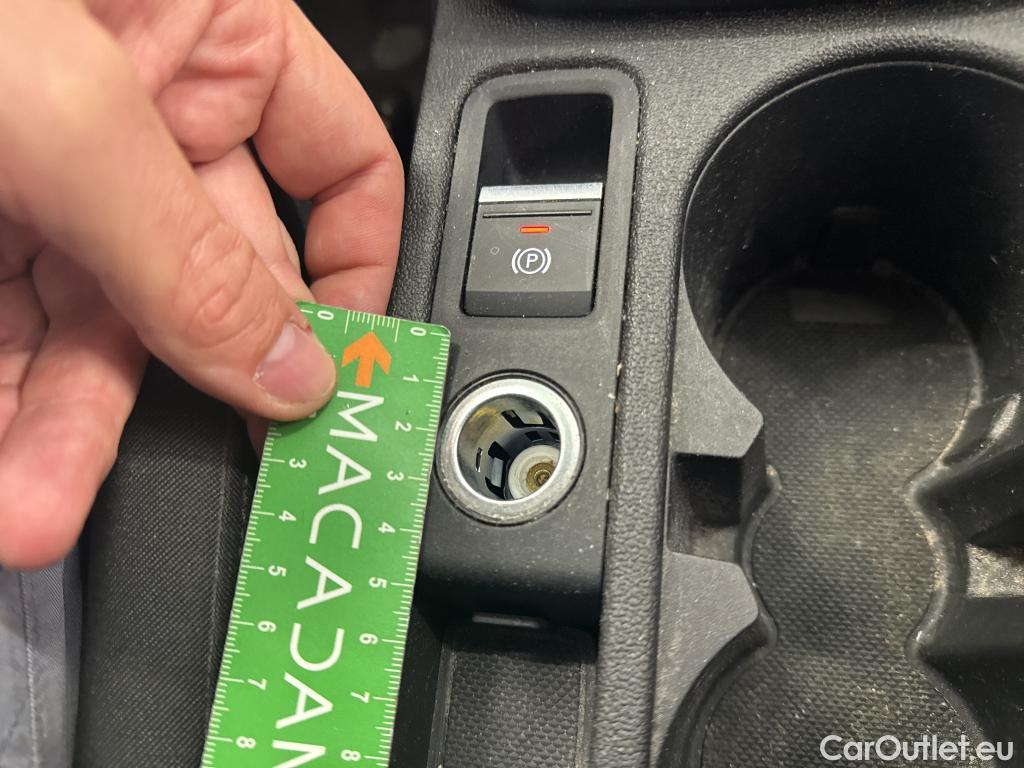  Audi  A3 AUDI  Sportback / 2020 / 5P / Berline 35 TDI 150 S tronic Business Line #34