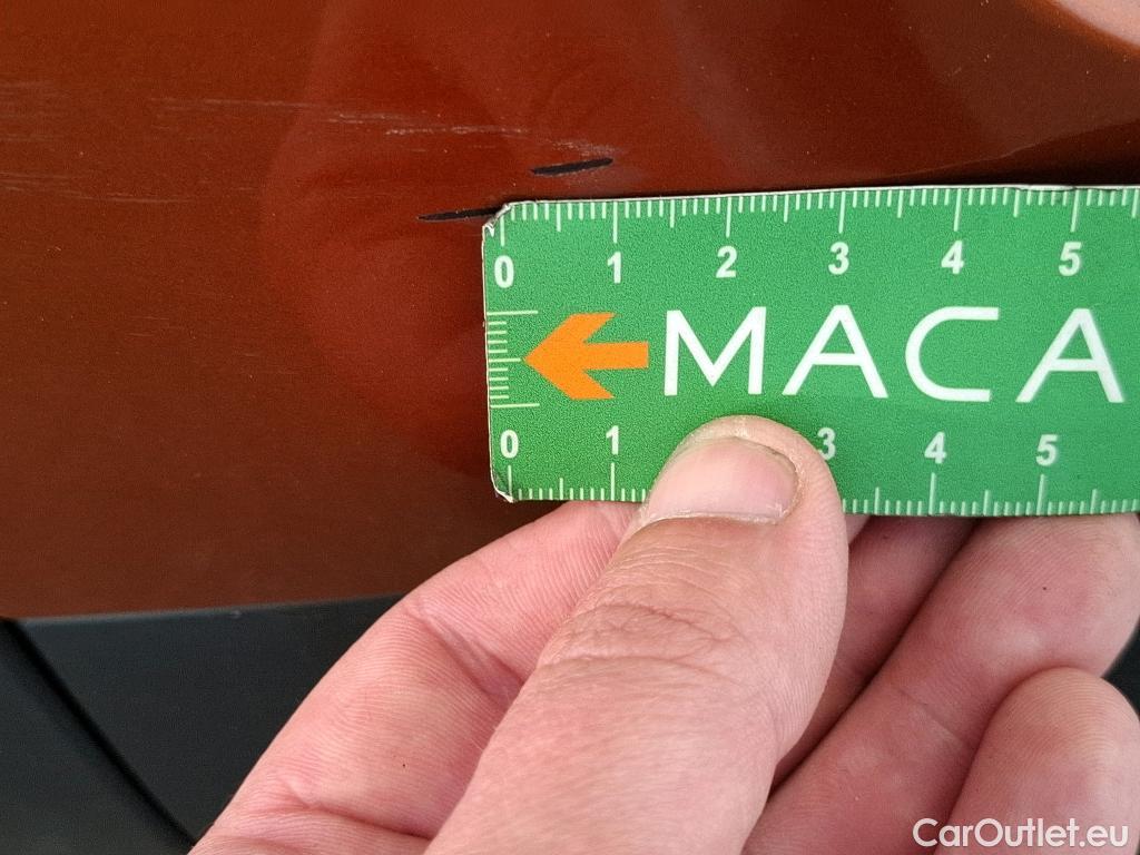  Citroen  C4  Berline Feel Pack 1.5 BlueHDI 110CV BVM6 E6d #31