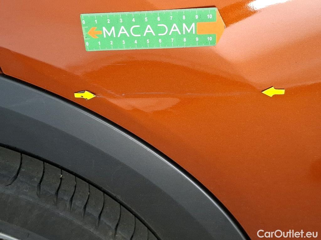  Citroen  C4  Berline Feel Pack 1.5 BlueHDI 110CV BVM6 E6d #4