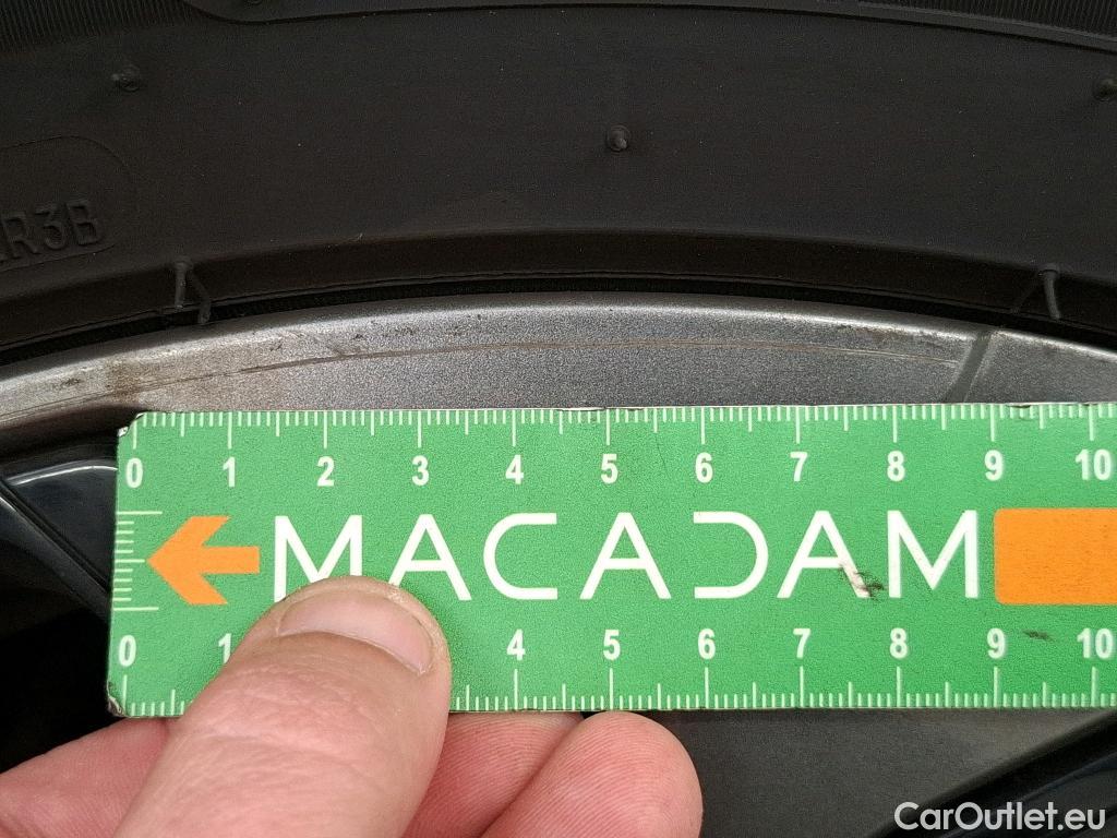  Citroen  C4  Berline Feel Pack 1.5 BlueHDI 110CV BVM6 E6d #37