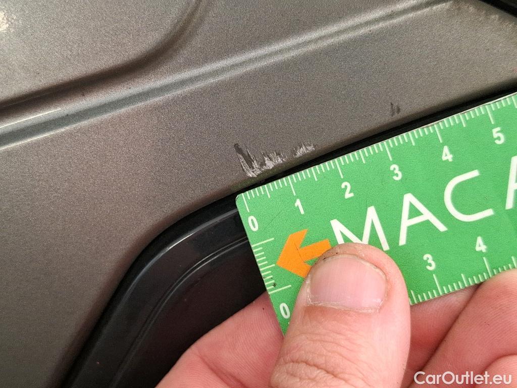  Citroen  C4  Berline Feel Pack 1.5 BlueHDI 110CV BVM6 E6d #48