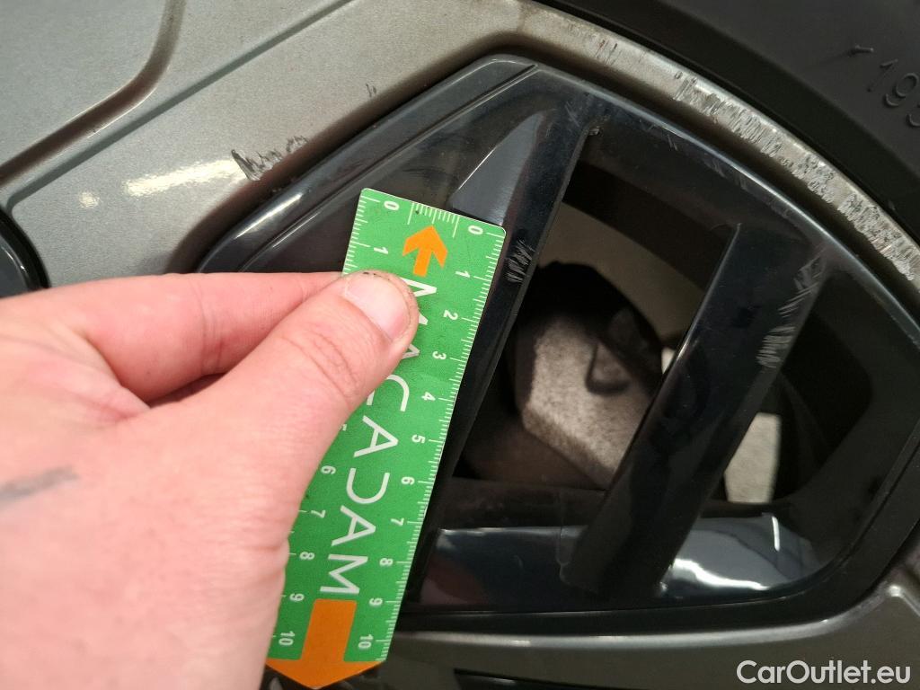  Citroen  C4  Berline Feel Pack 1.5 BlueHDI 110CV BVM6 E6d #78