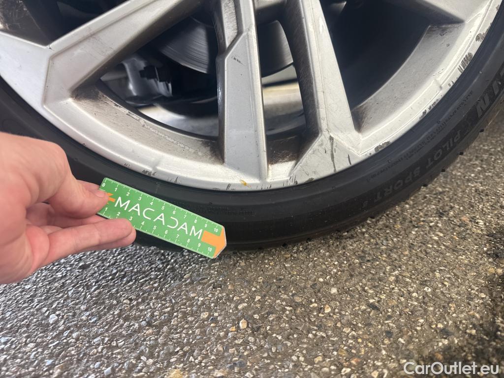  Audi  A3 AUDI  Sportback / 2020 / 5P / Berline 35 TDI 150 S tronic Business Line #10