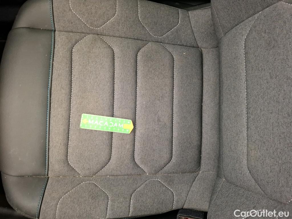  Citroen  C4  Berline Feel Pack 1.5 BlueHDI 110CV BVM6 E6d #67