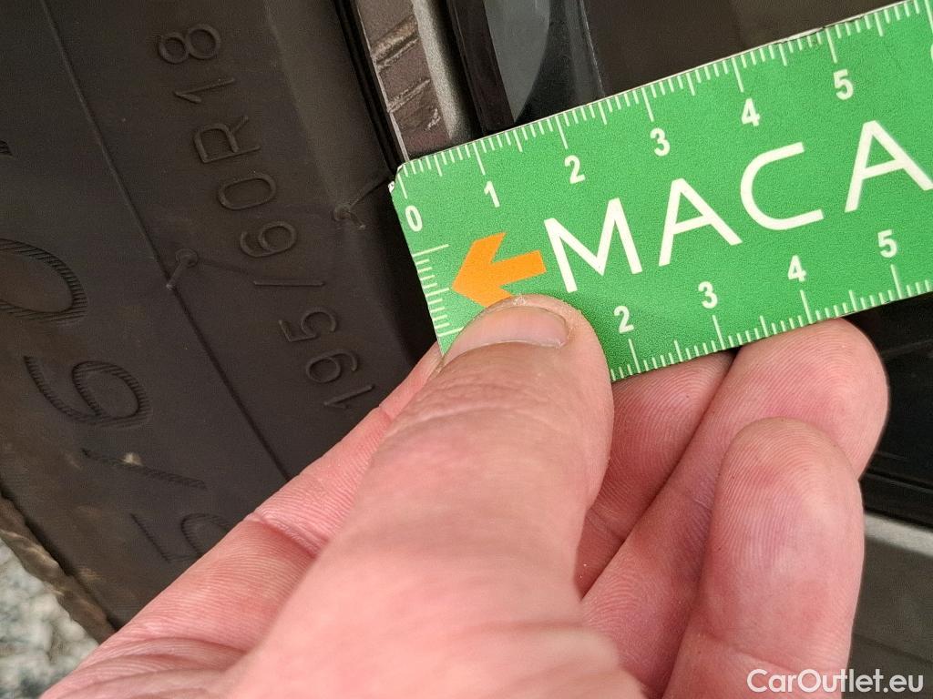  Citroen  C4  Berline Feel Pack 1.5 BlueHDI 110CV BVM6 E6d #43