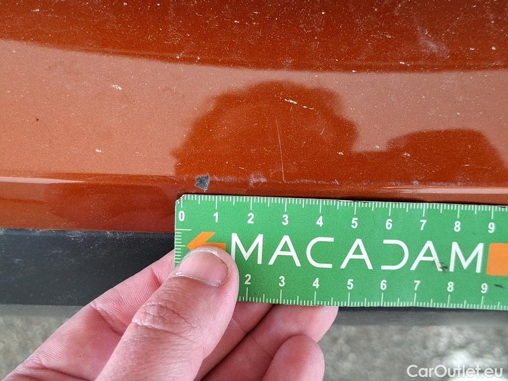  Citroen  C4  Berline Feel Pack 1.5 BlueHDI 110CV BVM6 E6d #32