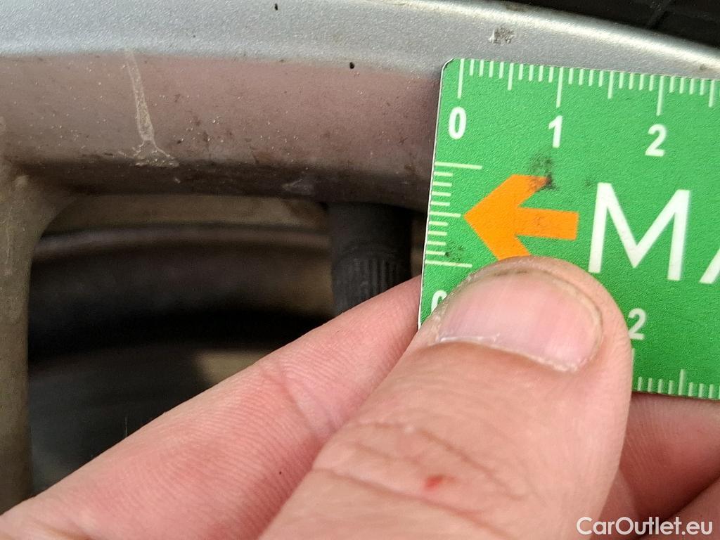  Audi  A4  Avant 30 TDI Business Line 2.0 TDI 135CV BVA7 E6d #20