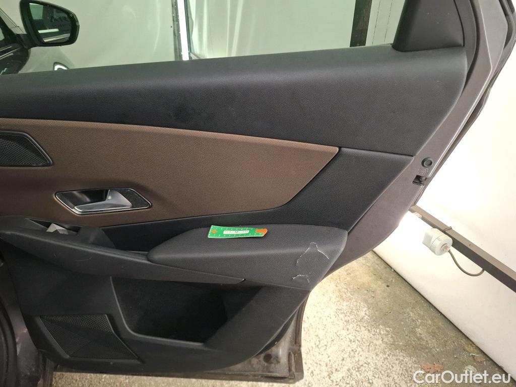  DS  DS7 7 Crossback So Chic 1.5 BlueHDi 130CV BVA8 E6d #1