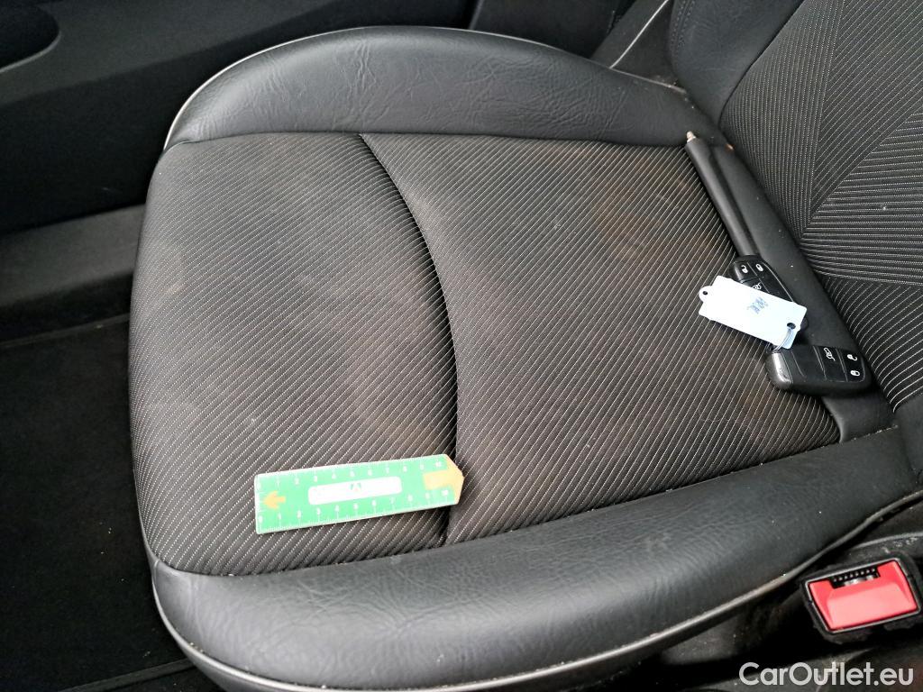  Fiat  500 FIAT X / 2018 / 5P / SUV 1.0 FFly T T3 120ch Cross #47