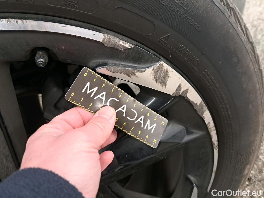  DS  DS7 7 Crossback Performance Line + 2.0 BlueHDi 180CV BVA8 E6d #23