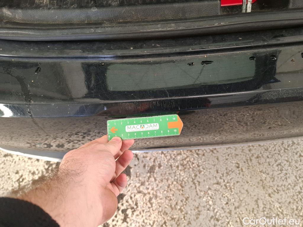  Mercedes  A-Klasse MERCEDES-BENZ Classe A Compact / 2018 / 5P / Berline A 250 e Progressive Line 8G-DCT #5