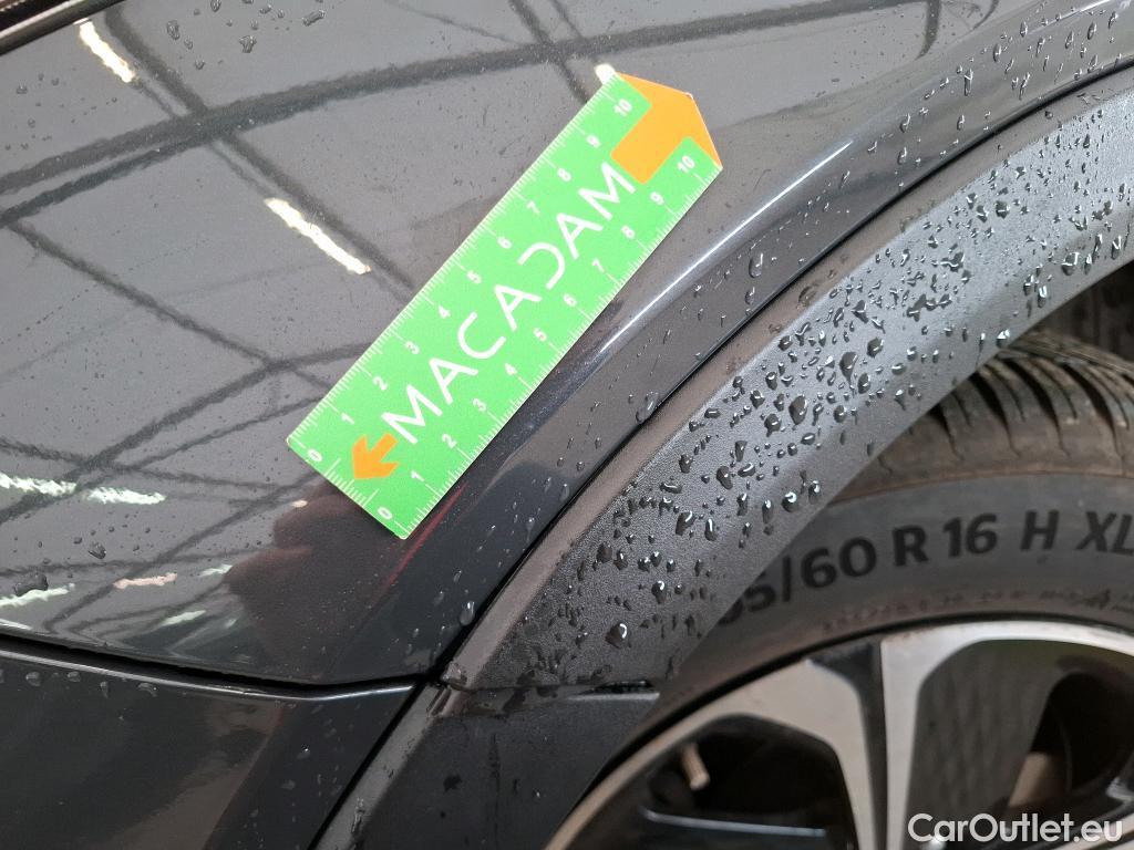  KIA  XCeed KIA  / 2022 / 5P / Crossover 1.6 GDI PHEV ACTIVE BUS DCT6 #20