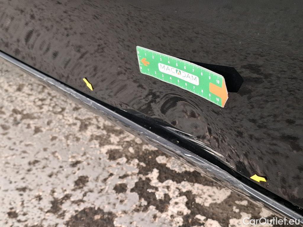  Mercedes  A-Klasse MERCEDES-BENZ Classe A Compact / 2018 / 5P / Berline A 250 e Progressive Line 8G-DCT #10