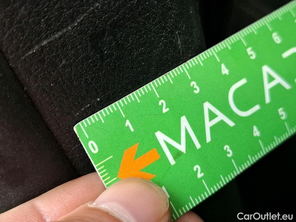  Mercedes  GLA MERCEDES-BENZ  / 2020 / 5P / SUV  250 e BUSINESS LINE DCT #6