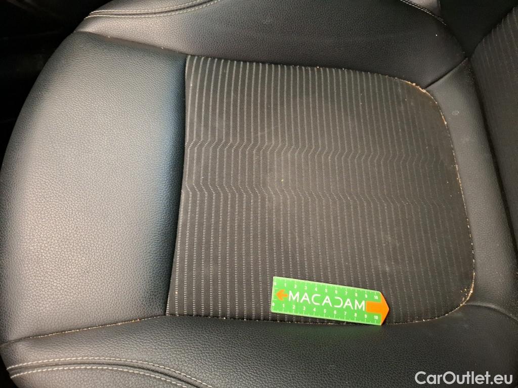  Mercedes  GLA MERCEDES-BENZ  / 2020 / 5P / SUV  250 e BUSINESS LINE DCT #18