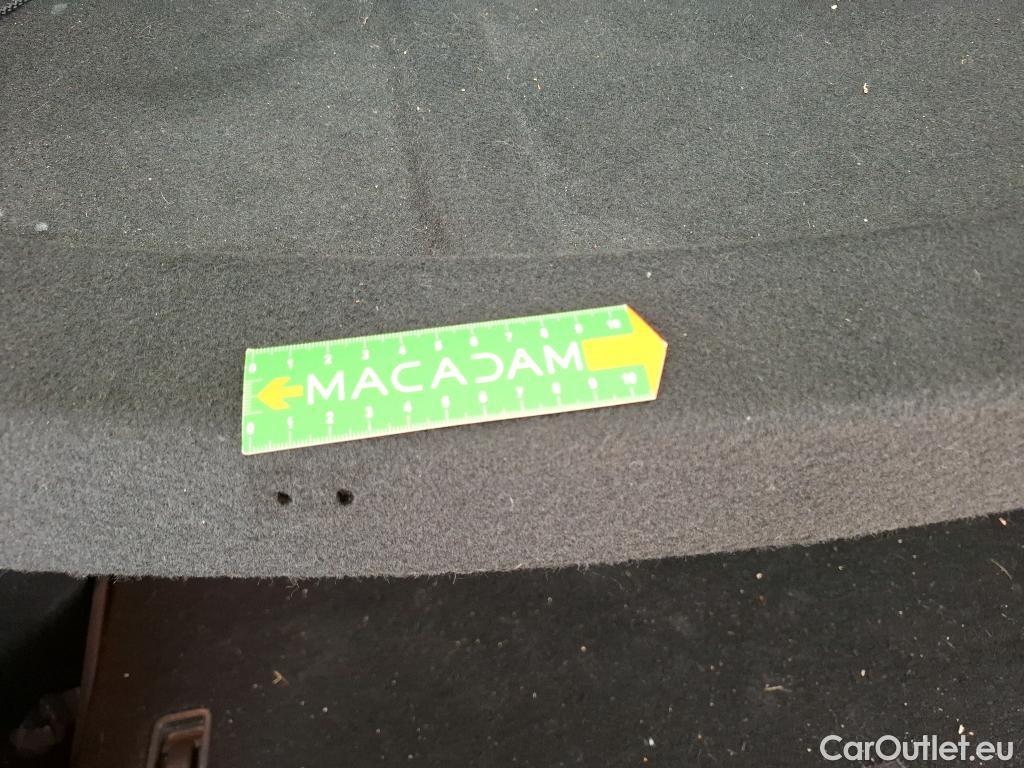  KIA  XCeed KIA  / 2022 / 5P / Crossover 1.6 GDI PHEV ACTIVE BUS DCT6 #17