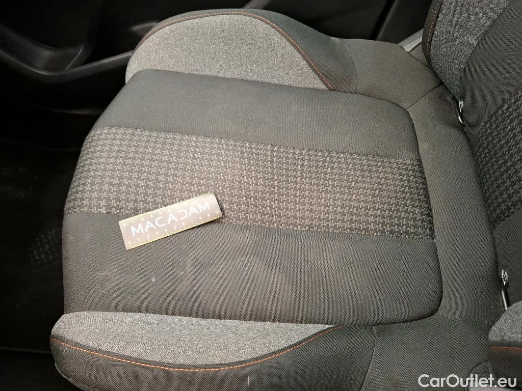  Peugeot  3008  Active Business 1.5 HDi 130CV BVA8 E6d #37