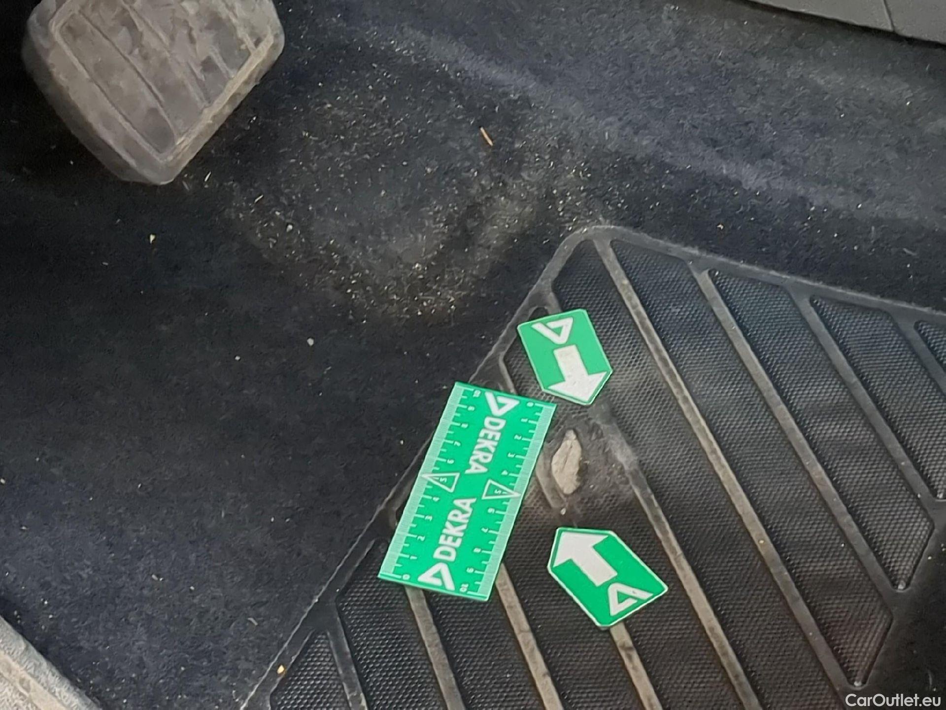  Peugeot  3008  II Active Pack 1.5 HDi 130CV BVA8 E6d #6