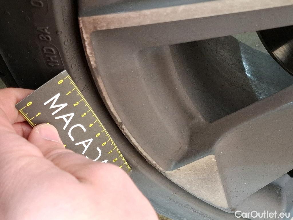  Peugeot  308  Allure Pack 1.2 PureTech 130CV BVA8 E6d #10