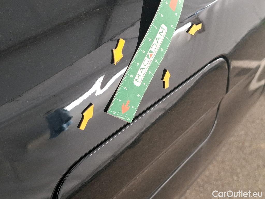  Peugeot  3008  Allure Pack 1.5 HDi 130CV BVA8 E6d #77