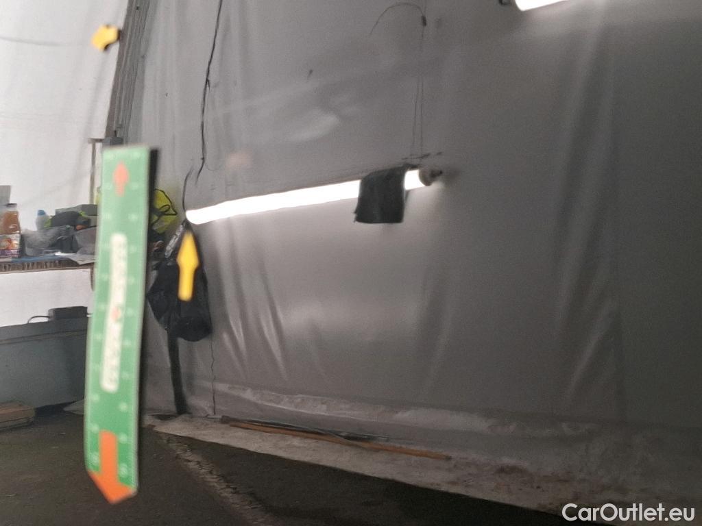  Peugeot  3008  Allure Pack 1.5 HDi 130CV BVA8 E6d #32