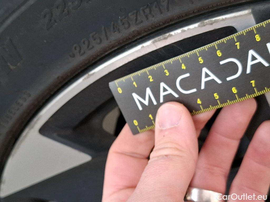  Peugeot  308  Allure Pack 1.2 PureTech 130CV BVA8 E6d #14