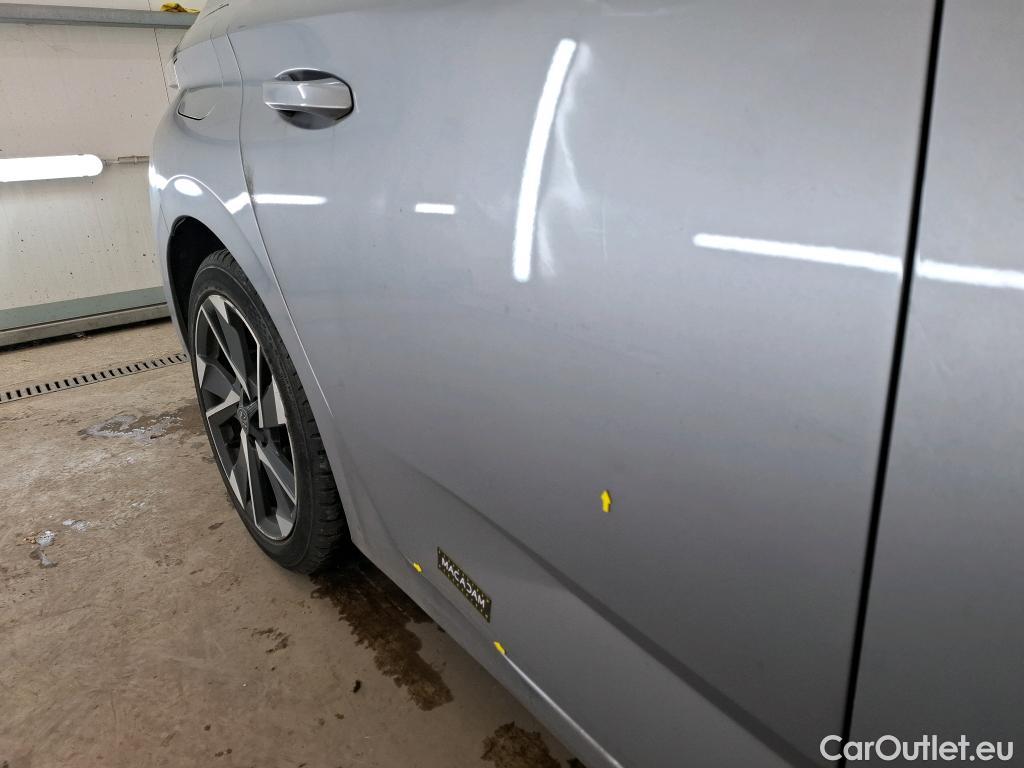  Peugeot  308  Allure Pack 1.2 PureTech 130CV BVA8 E6d #37