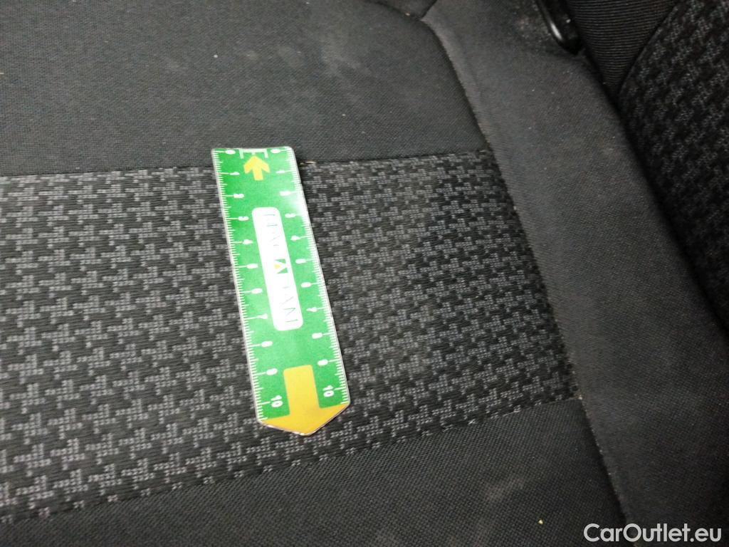  Peugeot  3008  Active Business 1.2 PureTech 130CV BVM6 E6 #28