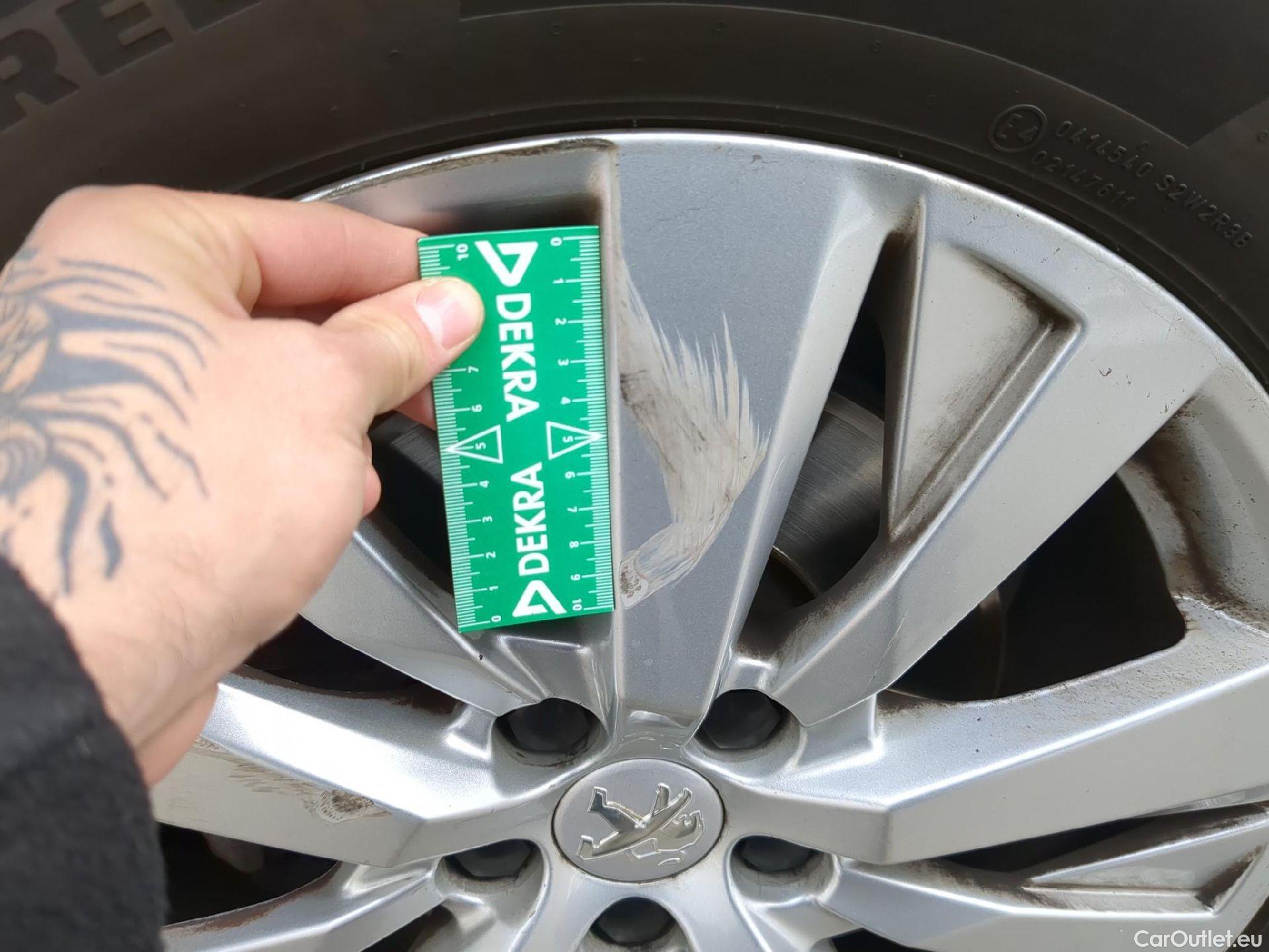  Peugeot  3008  II Active Pack 1.5 HDi 130CV BVA8 E6d #10