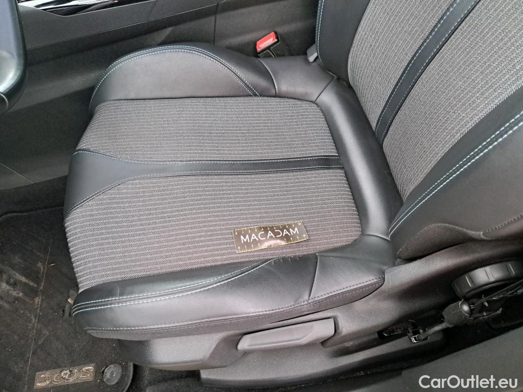  Peugeot  3008  Allure 1.5 HDi 130CV BVA8 E6d #1