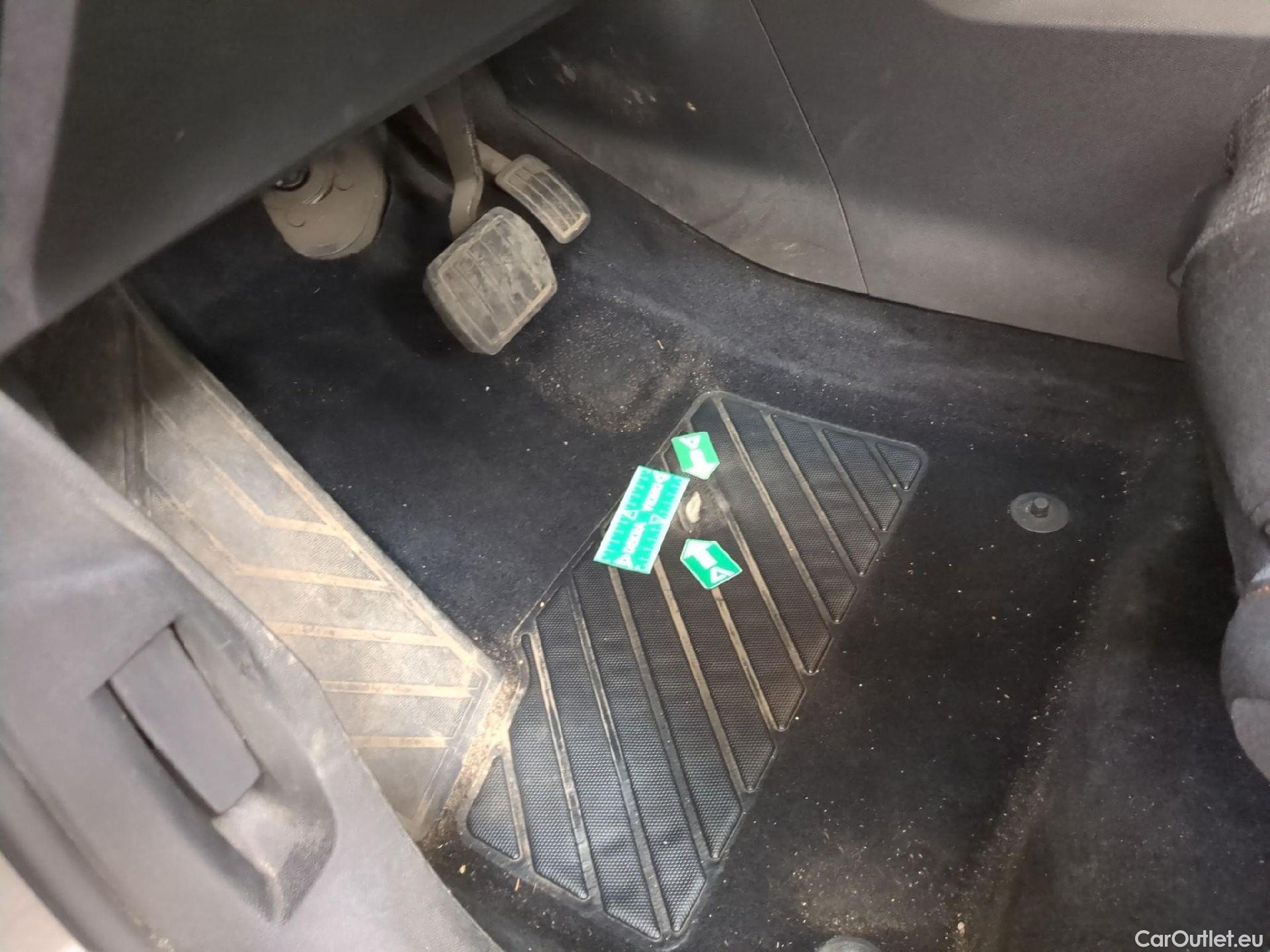  Peugeot  3008  II Active Pack 1.5 HDi 130CV BVA8 E6d #7