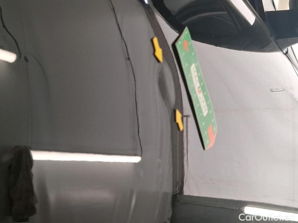  Peugeot  3008  Allure Pack 1.5 HDi 130CV BVA8 E6d #21