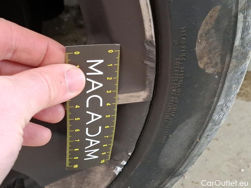  Peugeot  308  Allure Pack 1.2 PureTech 130CV BVA8 E6d #21