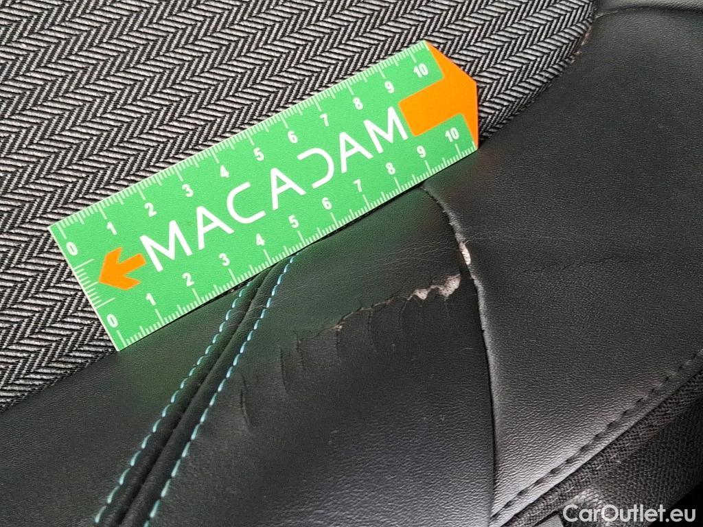  Peugeot  3008  Allure Pack 1.5 HDi 130CV BVA8 E6d #9