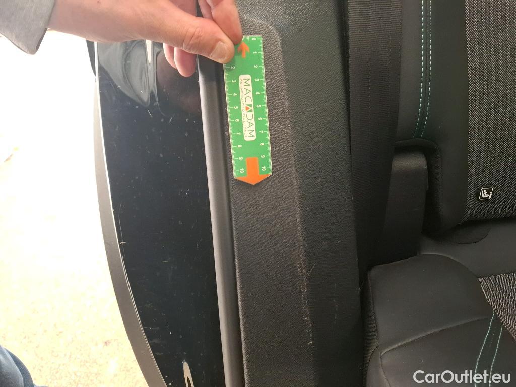  Peugeot  3008  Allure Pack 1.5 HDi 130CV BVA8 E6d #49