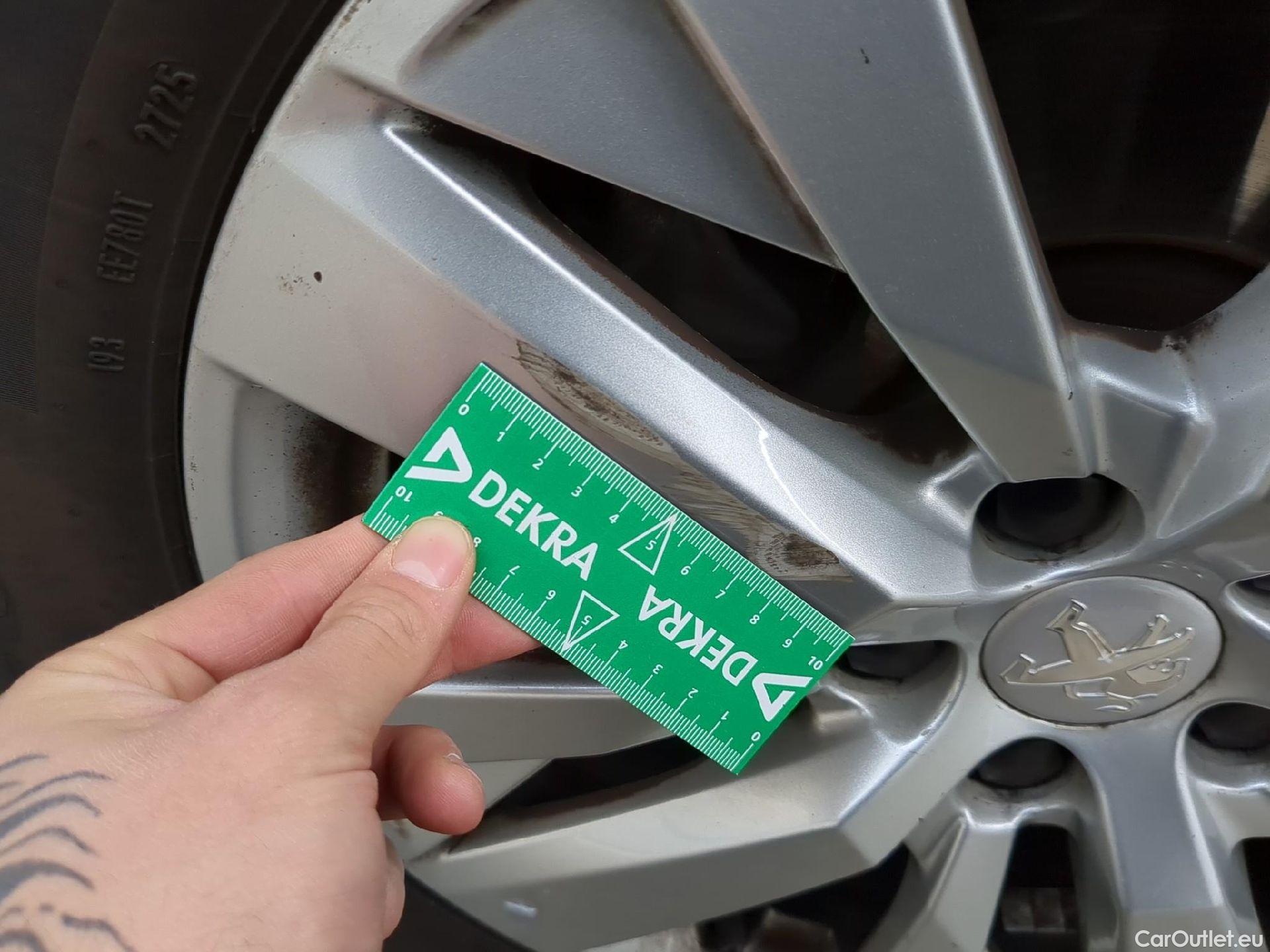  Peugeot  3008  II Active Pack 1.5 HDi 130CV BVA8 E6d #9