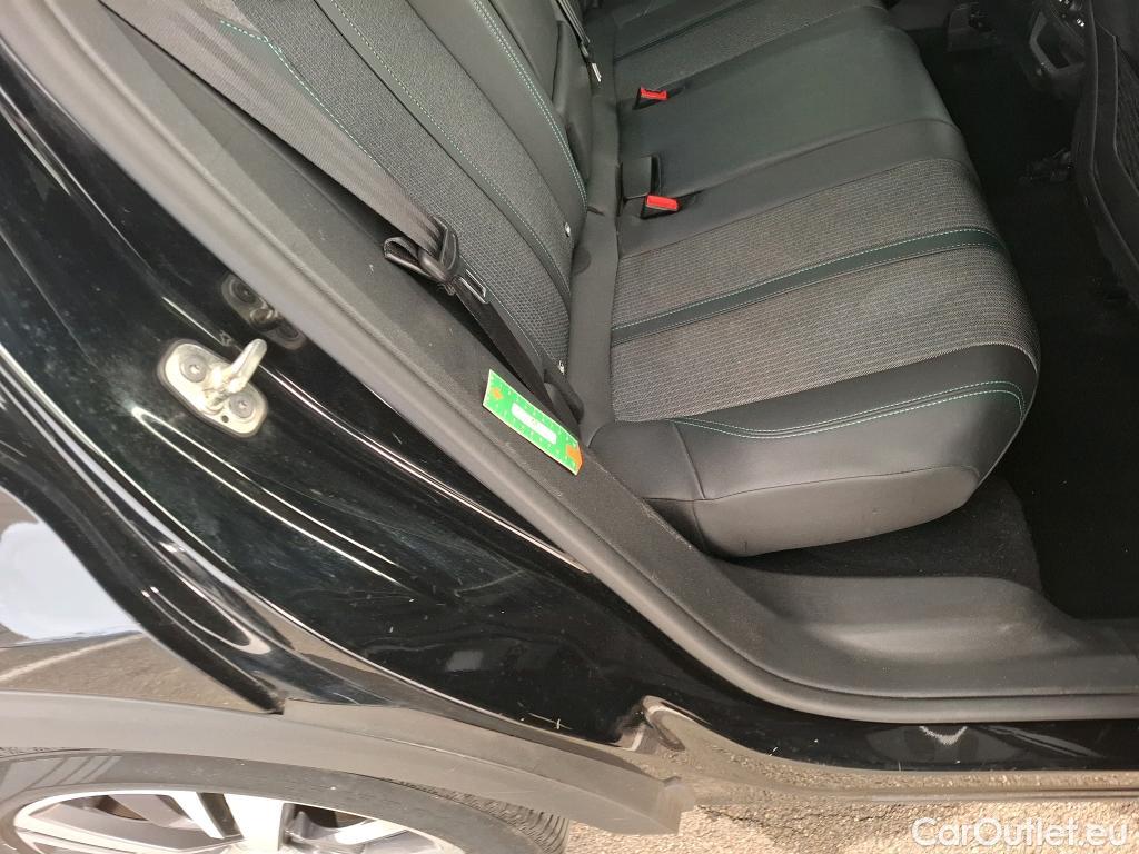  Peugeot  3008  Allure Pack 1.5 HDi 130CV BVA8 E6d #48