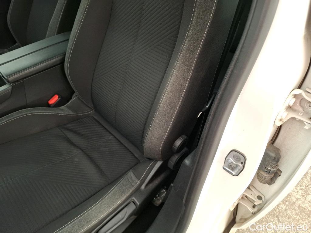  Peugeot  308 PEUGEOT  SW / 2021 / 5P / Break PureTech 130 S&S EAT8 ACTIVE PACK #23