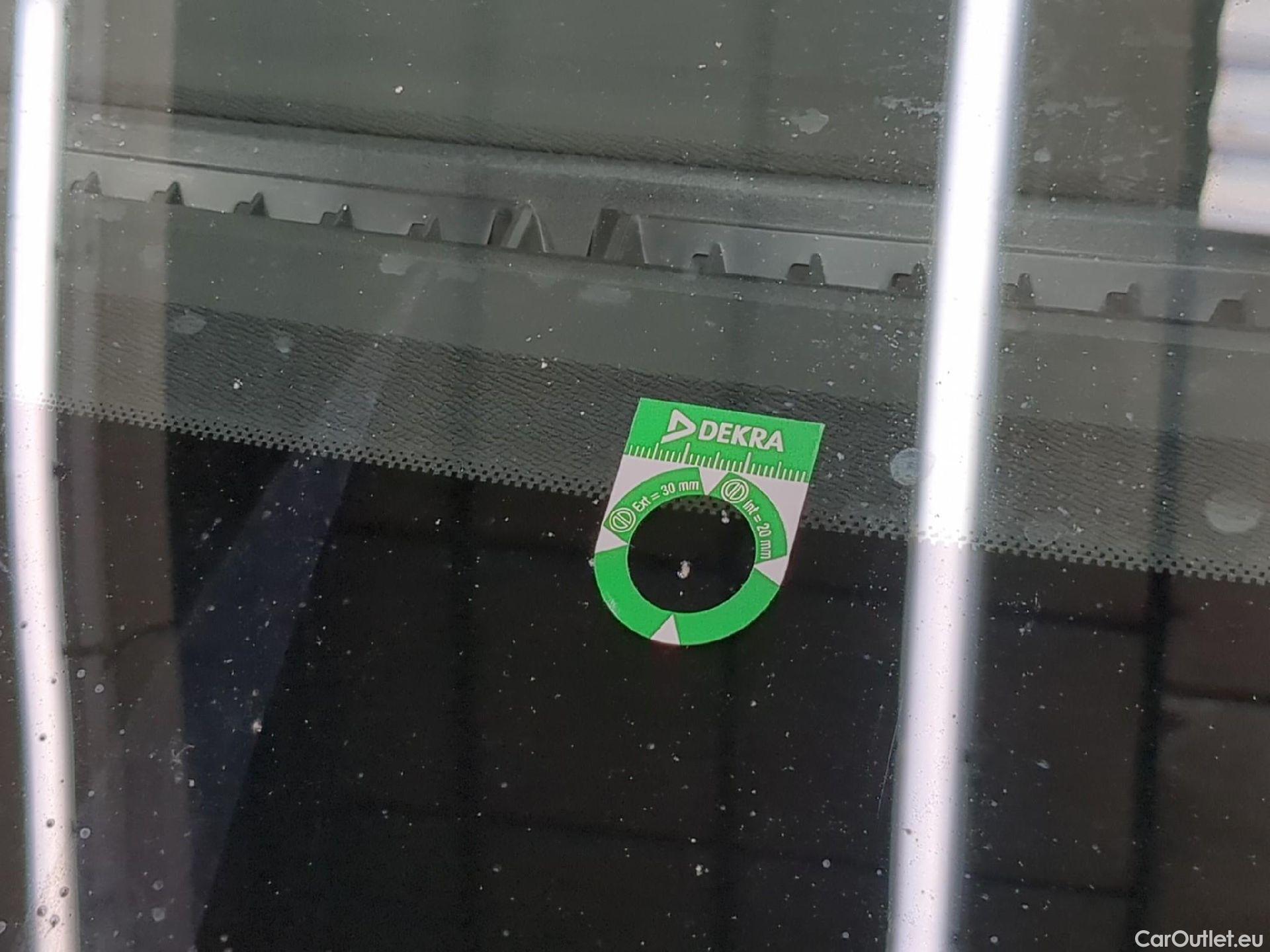  Peugeot  5008  Active Pack 1.2 PureTech 130CV BVA8 7 Sieges E6d #26