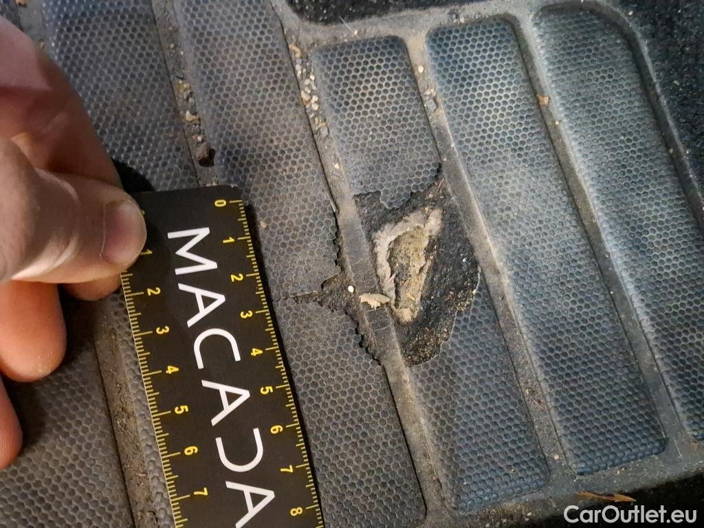  Peugeot  308  Allure Pack 1.2 PureTech 130CV BVA8 E6d #79