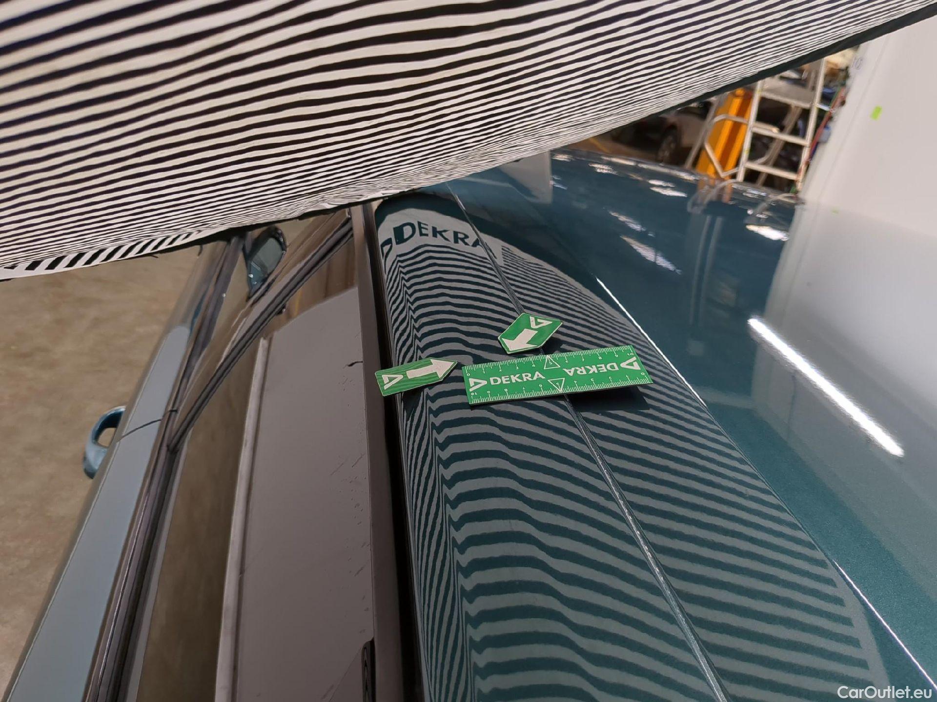  Peugeot  308 PEUGEOT  SW / 2021 / 5P / Break PureTech 130 S&S EAT 8 ALLURE #37