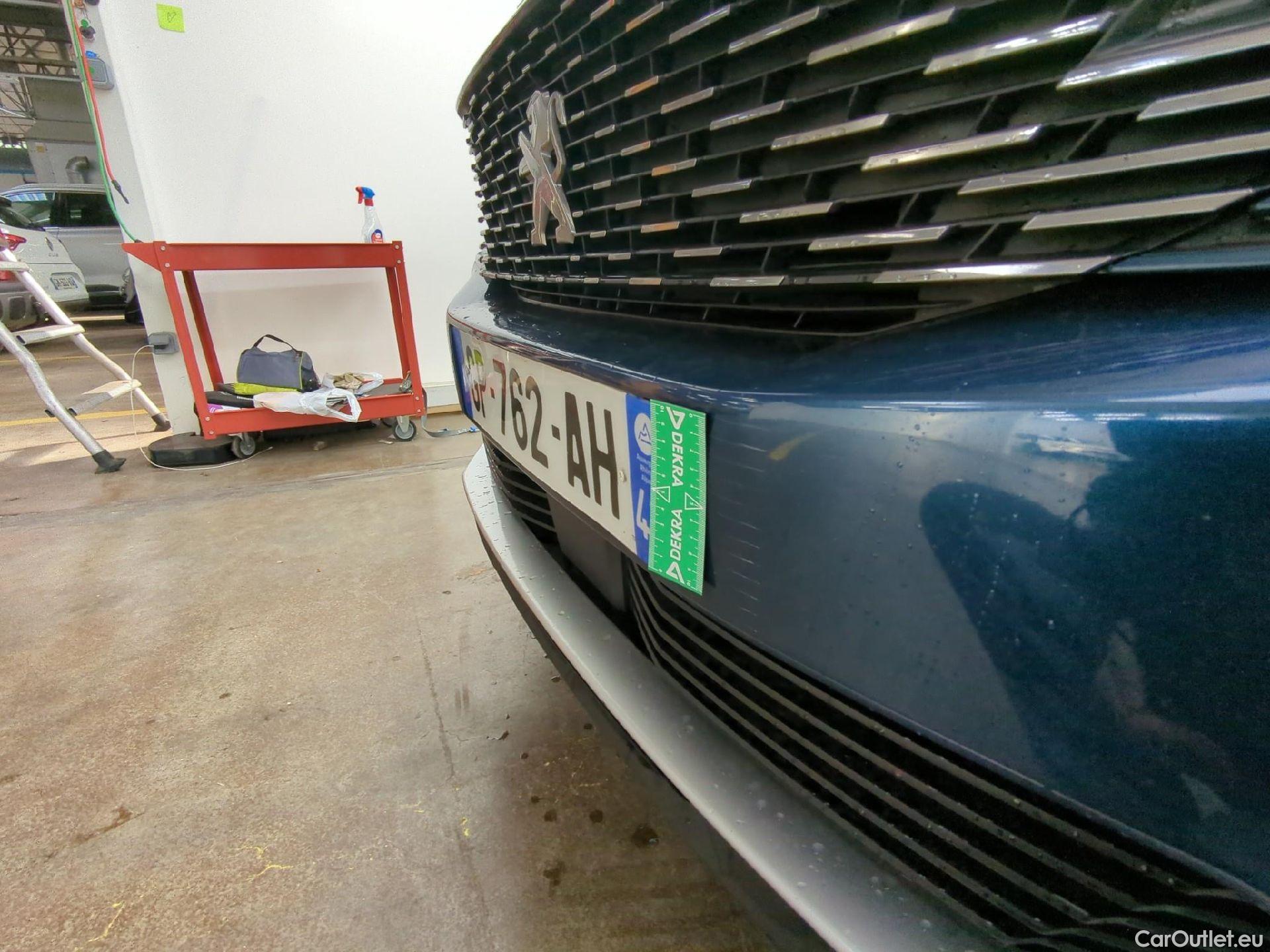  Peugeot  5008  Active Pack 1.2 PureTech 130CV BVA8 7 Sieges E6d #16